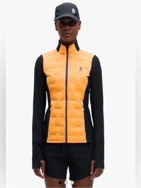 On Cloud Women’s Climate Jacket Running Lightweight Puffer Mango Black Sz S
